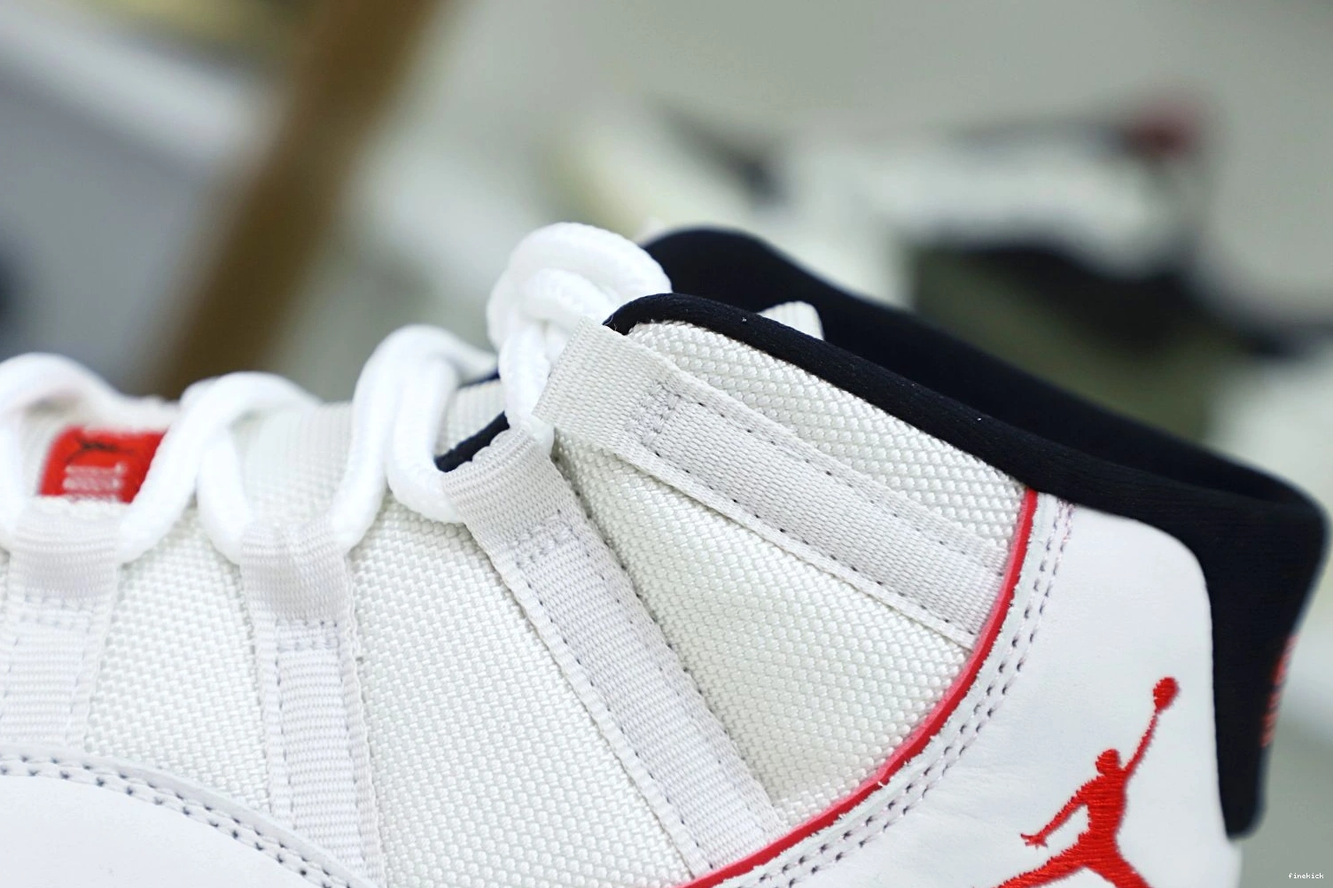 RETRO PLATINUM JORDAN AIR XI 11 TINT 0914